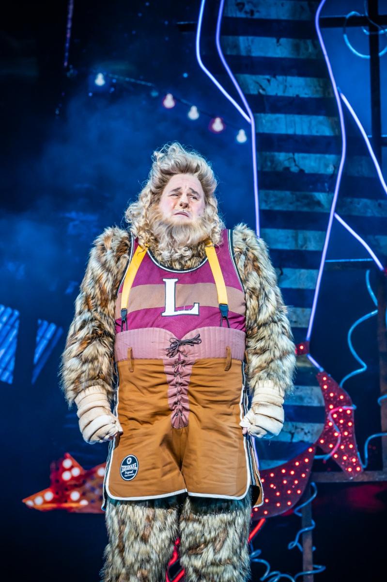 [Review] We're off to see the Wizard at Oxford's New Theatre