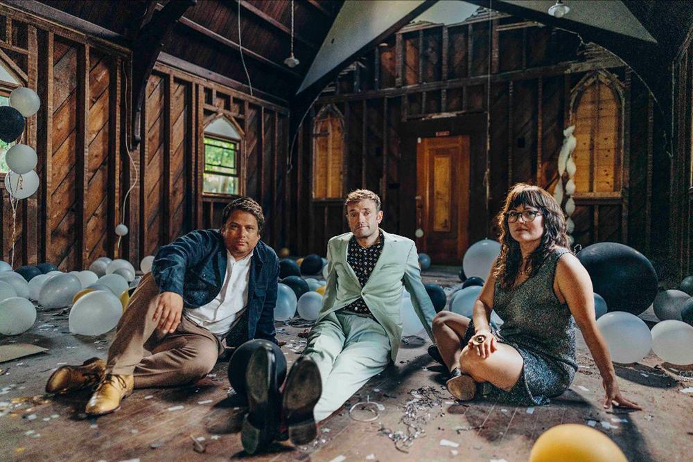 Nickel Creek’s new song ‘Holding Pattern’ Out Now