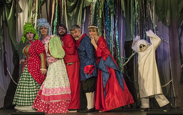 It's panto time at the Bouverie Hall thanks to the Pewsey Vale Amateur Dramatics Society