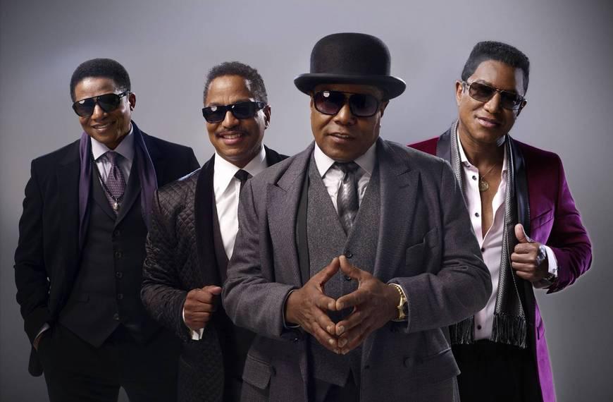 The Jacksons will celebrate their 50th anniversary with a performance at Blenheim Palace